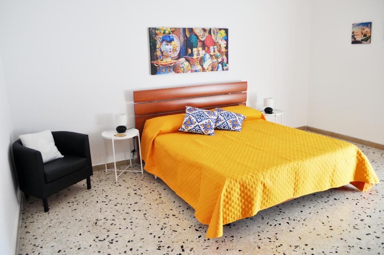 Palermo Centro-Borgo Vecchio "Casa Dalle Zie" Buitenkant foto